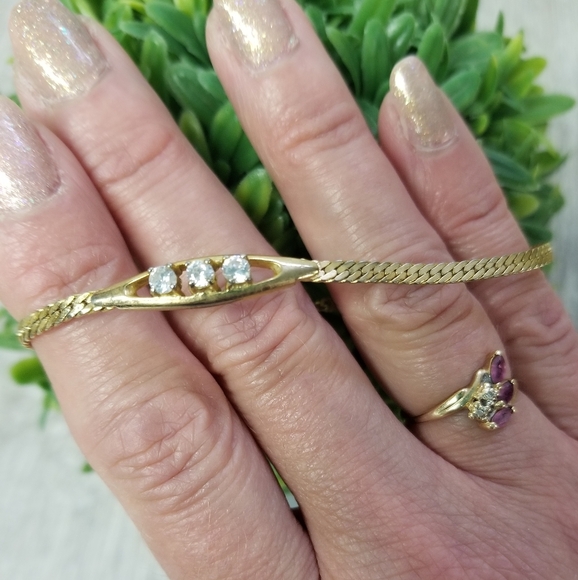 Beautiful Vintage Bracelet - Picture 8 of 10